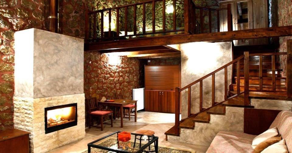Paliokastro Guesthouse Kato Sinikia Trikalon Dış mekan fotoğraf